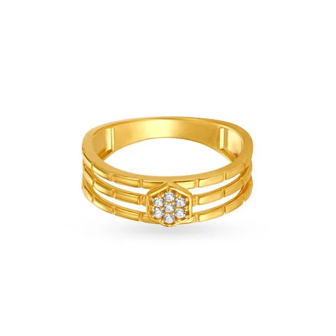 Fashionable Men's Gold Finger Ring